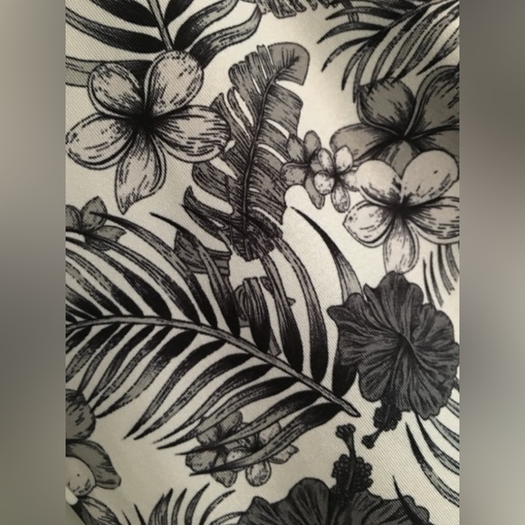 PXG Pullover - Picture 4 of 7